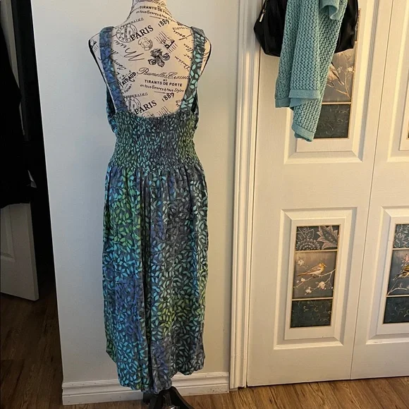 💗Bali Blue and Green Midi Dress - Picture 3 of 13